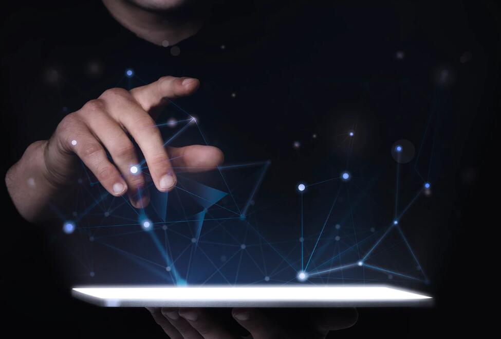 安吉丽娜朱莉马特达蒙主演的电影 安吉丽娜朱莉电影